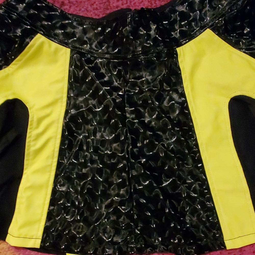 Lip service green and black Skirt - Picture 2 of 2